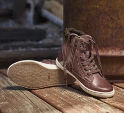 Taos Footwear USA Respect